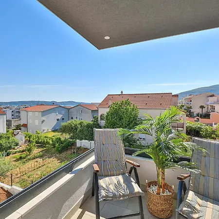 Amazing In With Kitchen * Trogir